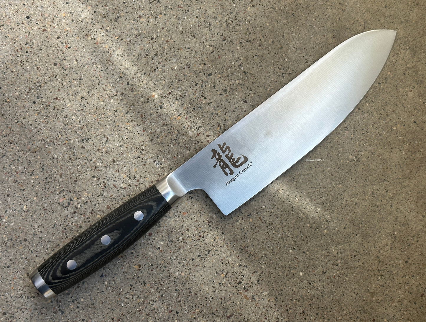 Perfect Edge Dragon Classic Rocking Santoku