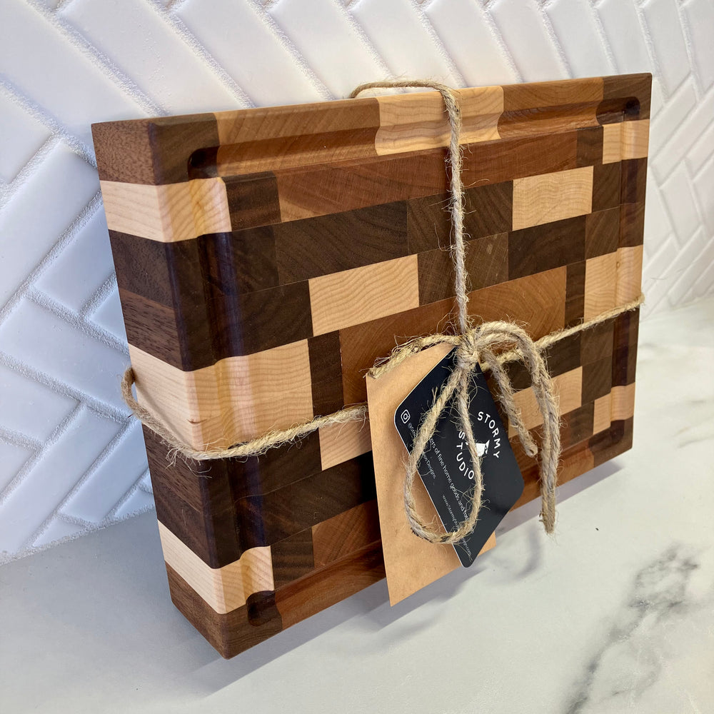 
                  
                    Stormy Studio End Grade Cutting board mixed wood
                  
                