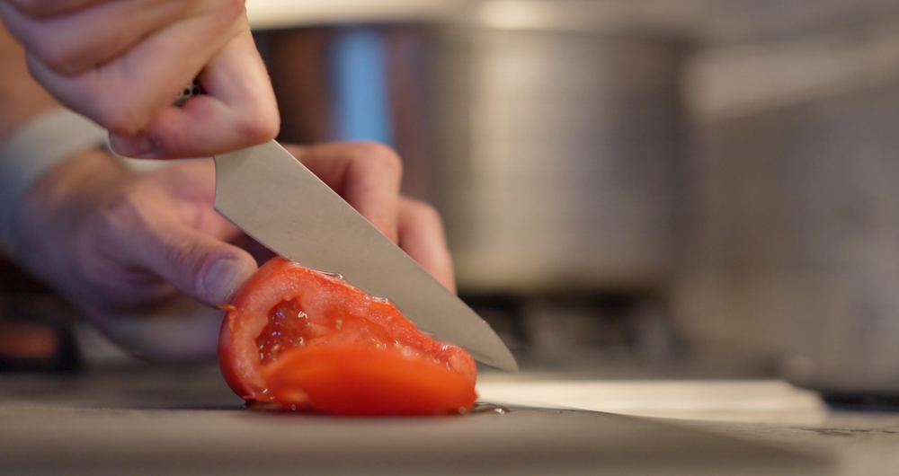 When is it time to sharpen a knife?