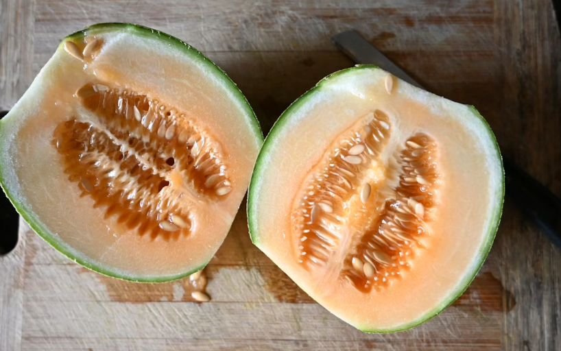 How to Cut a Muskmelon