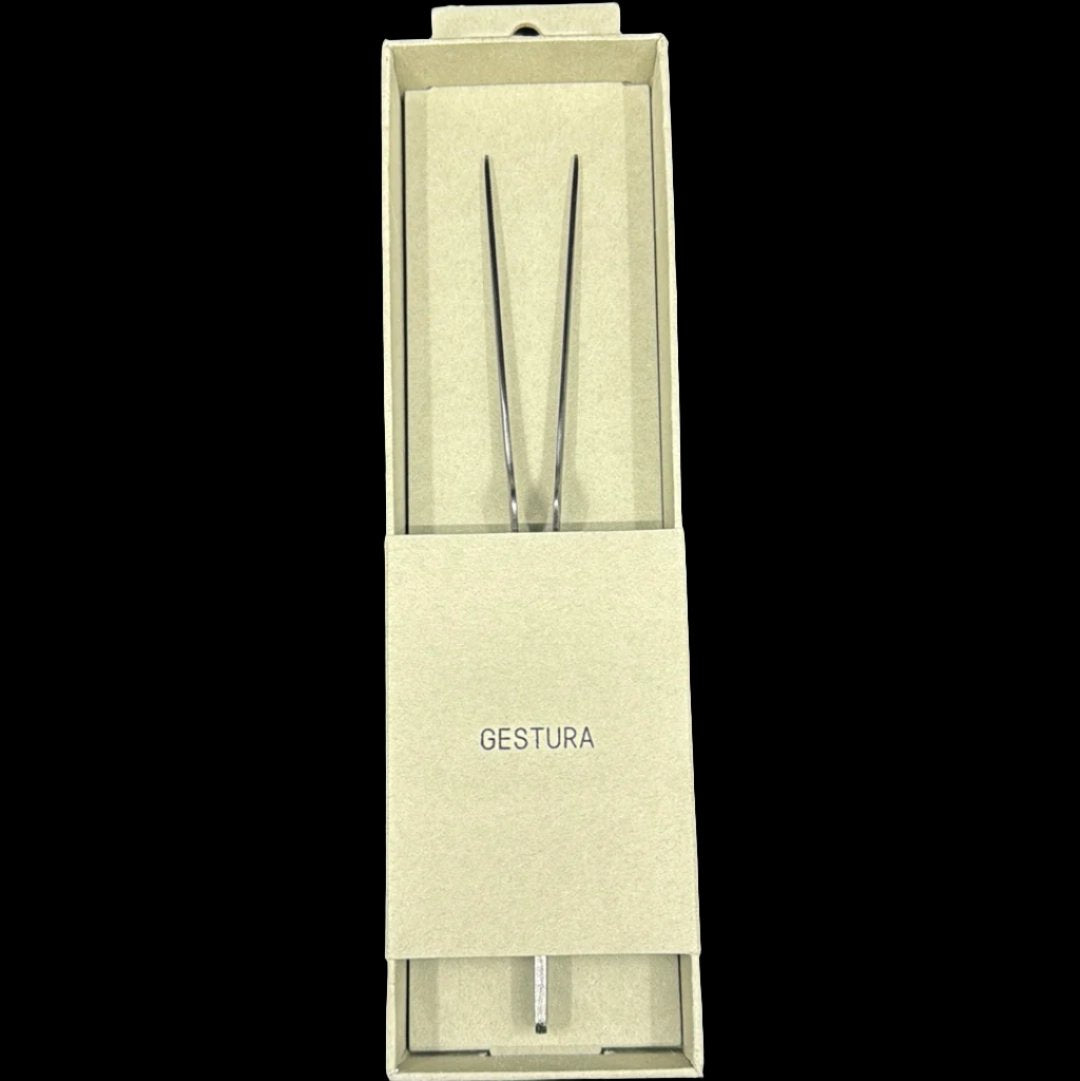 Petite Stando • Gestura