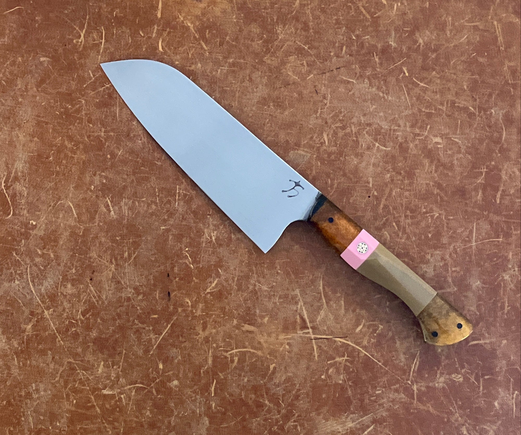 santoku Running Man Très Beau Fall 2024