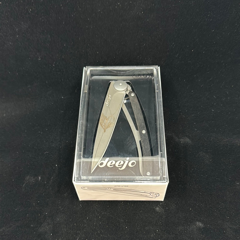 
                  
                    Pocket Knife 37g • Deejo
                  
                