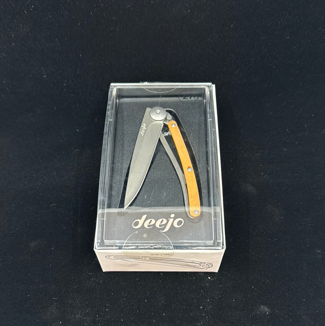 
                  
                    Pocket Knife 27g • Deejo
                  
                