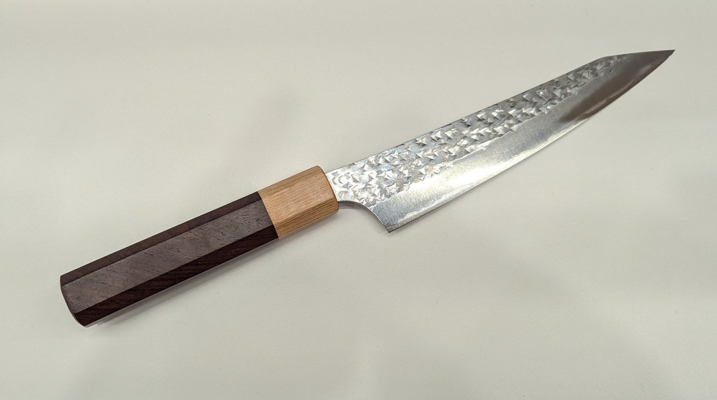 
                  
                    Yu Kurosaki Senko Ei SG2/R2 150mm Petty Rosewood Handle with White Ferrule
                  
                