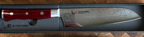 Mcusta Fire classic santoku ceramic honing rod wood saya