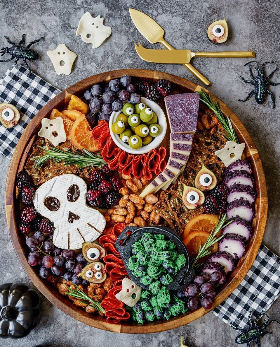 Gibbs Smith Art of the Board: Fun & Fancy Snack Boards, Recipes & Ideas