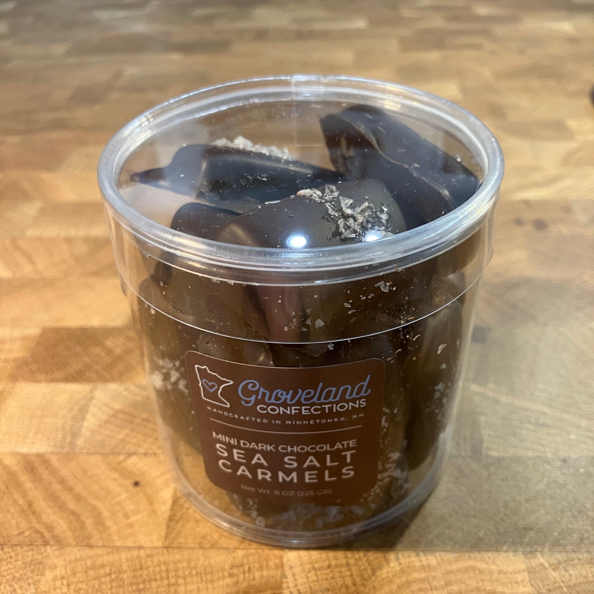 Groveland Confections Milk Chocolate 8oz Mini Sea Salt Carmel Bars