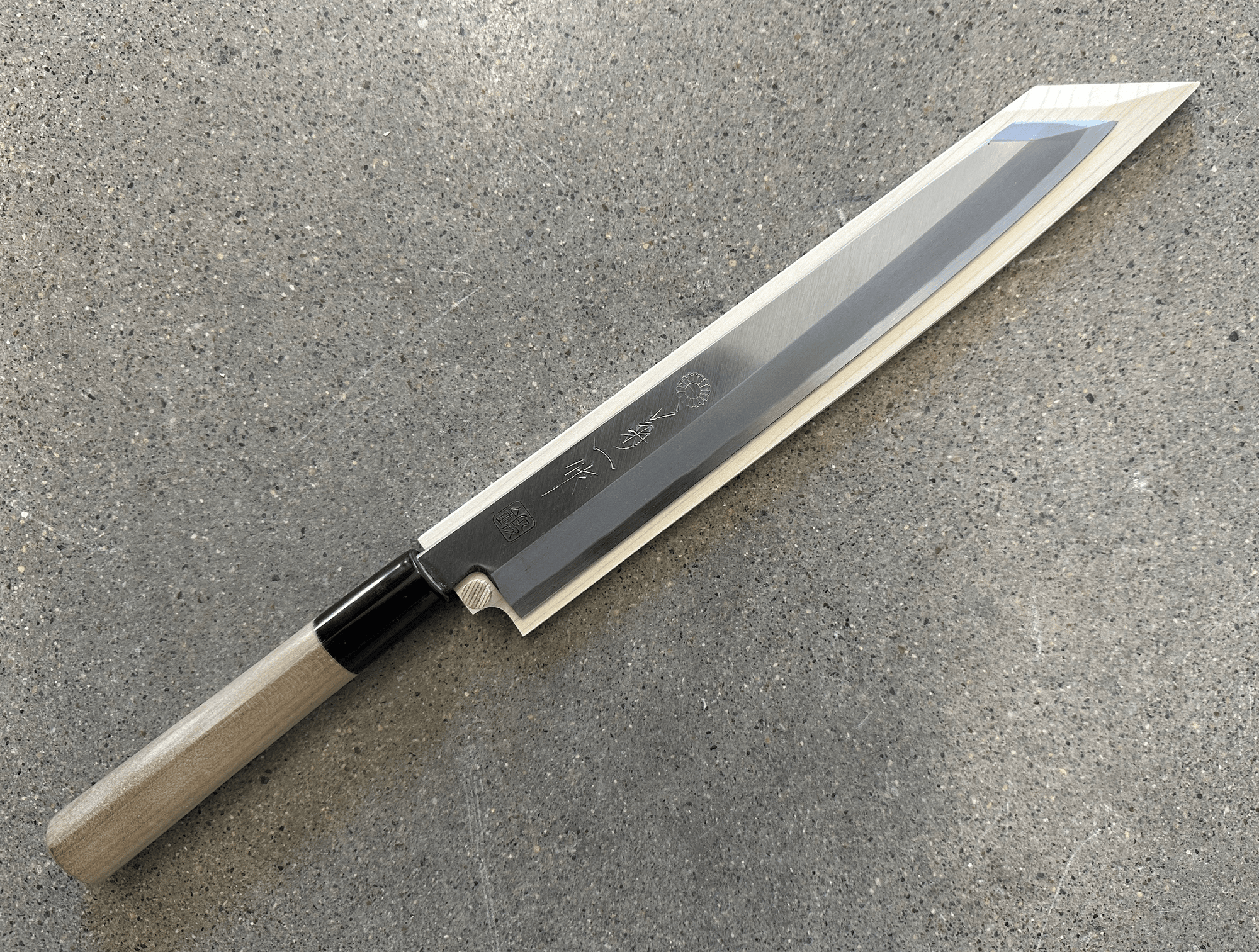 Kikuichi Kitchen Knives Yanagi Ba Kiritsuke 240mm & Saya Kokaji Series • Kikuichi