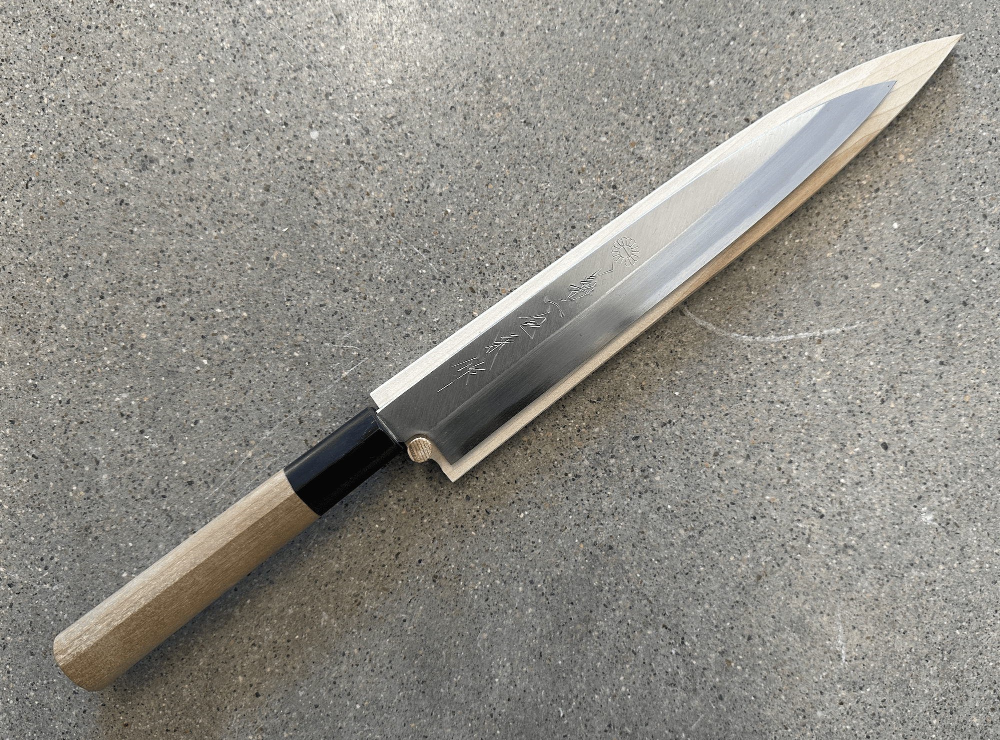 Kikuichi Kitchen Knives Yanagi + Saya 210mm | Kasumi Series Kasumi Series • Kikuichi