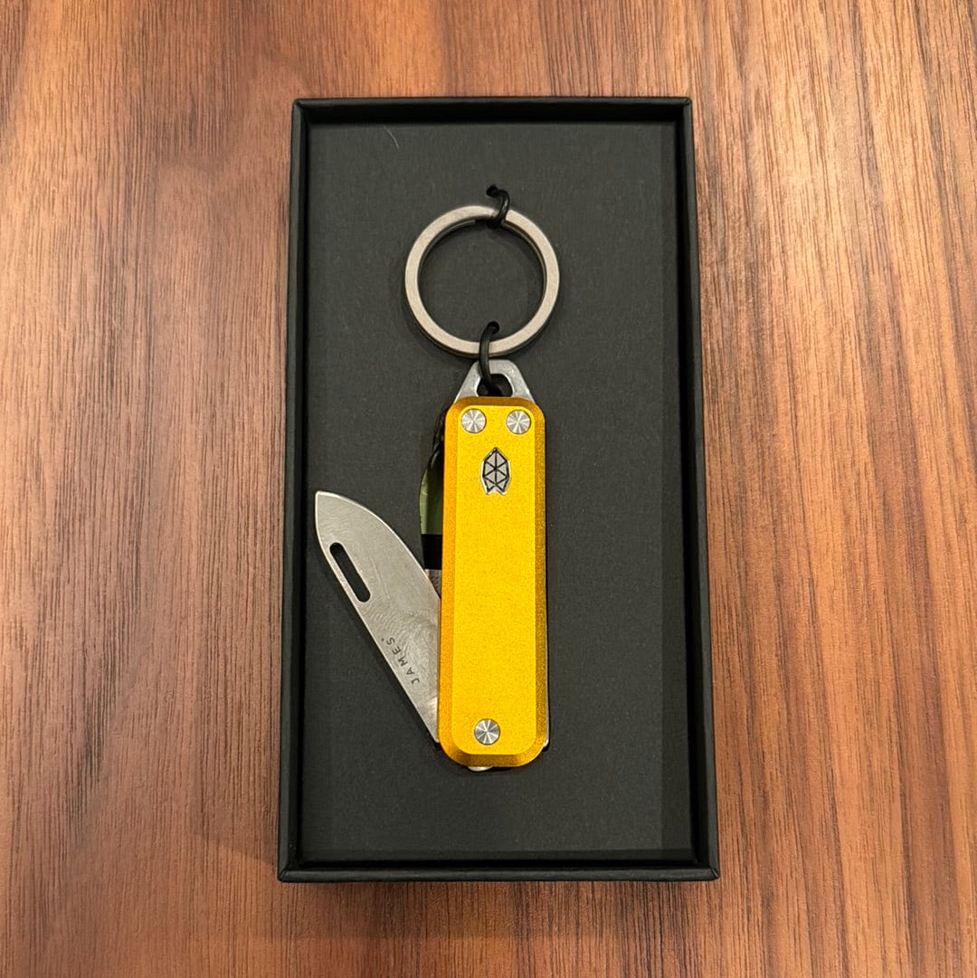 The James Brand Pocket Knife Canary | Stainless & Aluminum | Pocket Knife The Elko • The James Brand