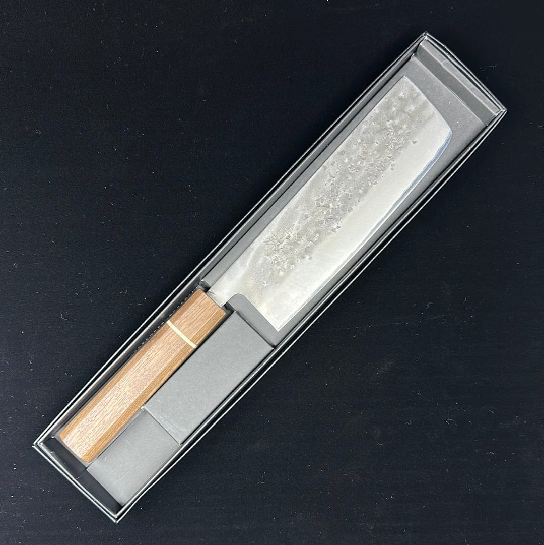 Tokushu Kitchen Knives Nakiri 165mm | Nashiji Blue #2 Nashiji Blue #2 • Nakiri • Walnut Wa Handle • Tokushu