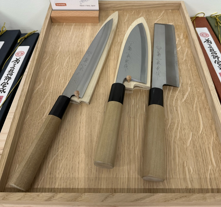 6 Deejo Steak Knives, Olive Wood / Japanese