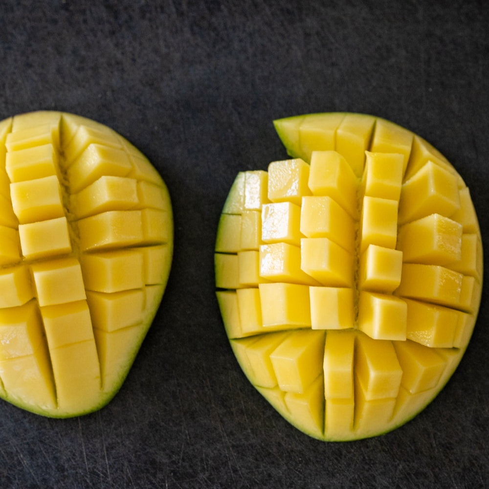 
                  
                    Learn how to cut mangos with Kitchen knife skills classes on Fridays and Saturdays in Minneapolis/Wayzata
                  
                