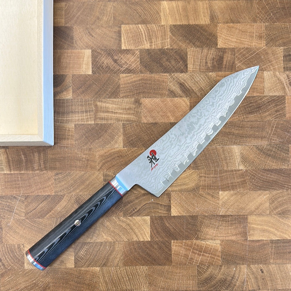 
                  
                    Myabi Rocking Santoku 5000
                  
                