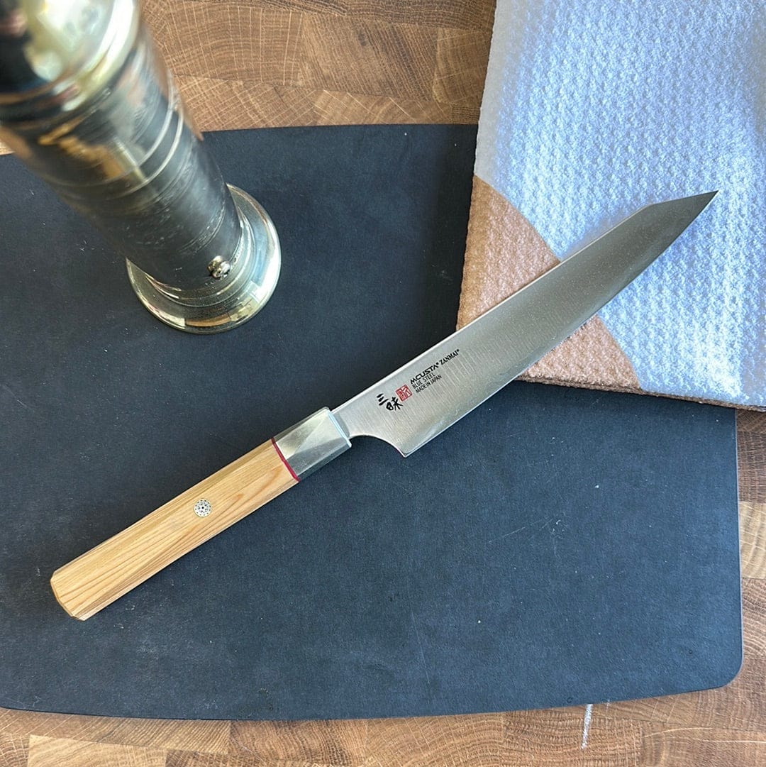 Perfect Edge Kitchen Knives Petty 150mm  w/ Saya| Beyond Beyond w/ Saya • Mcusta